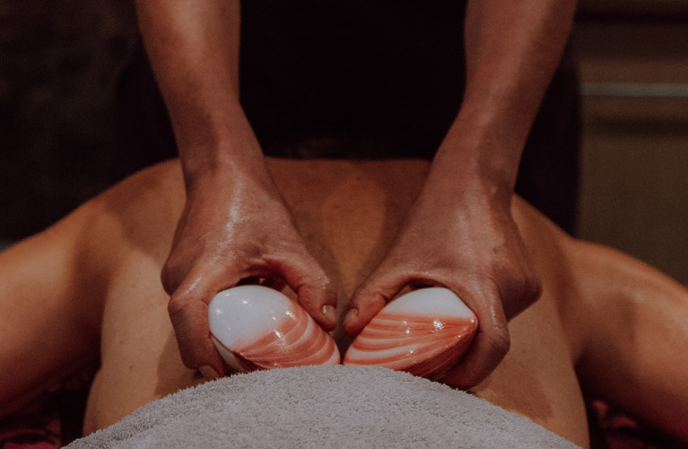 Lava Shells Thermabliss Massage